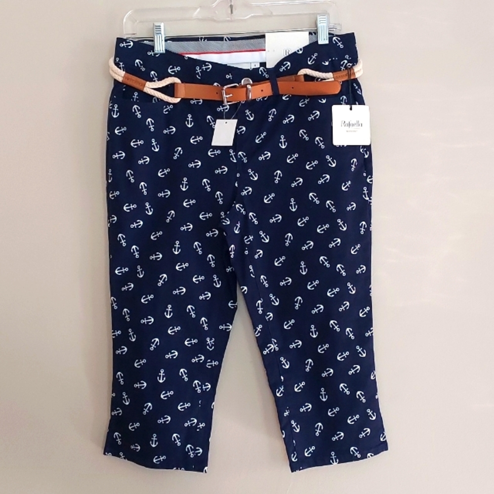 anchors ⚓️ print  blue capris, 6